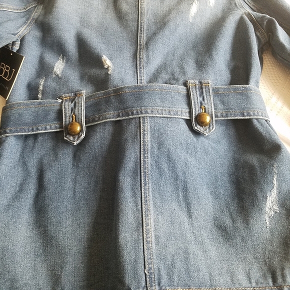 NWT BBJ Boom Boom Jeans LA Distressed Denim Blazer Jacket Size M - Picture 9 of 11
